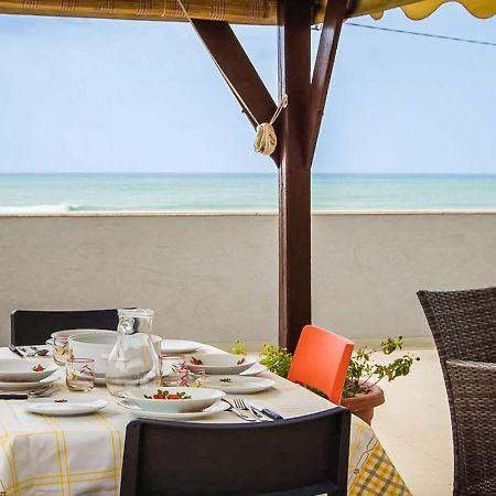 Arisa -Terrazza Privata 60 Mq Sulla Spiaggia Donnalucata  Extérieur photo